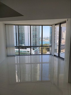 Move in/out